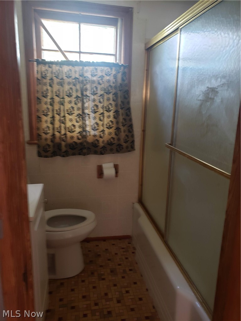 19913 Marvin Road Cleveland, OH 44128 - Photo 10 of 14 Gallery Image 10