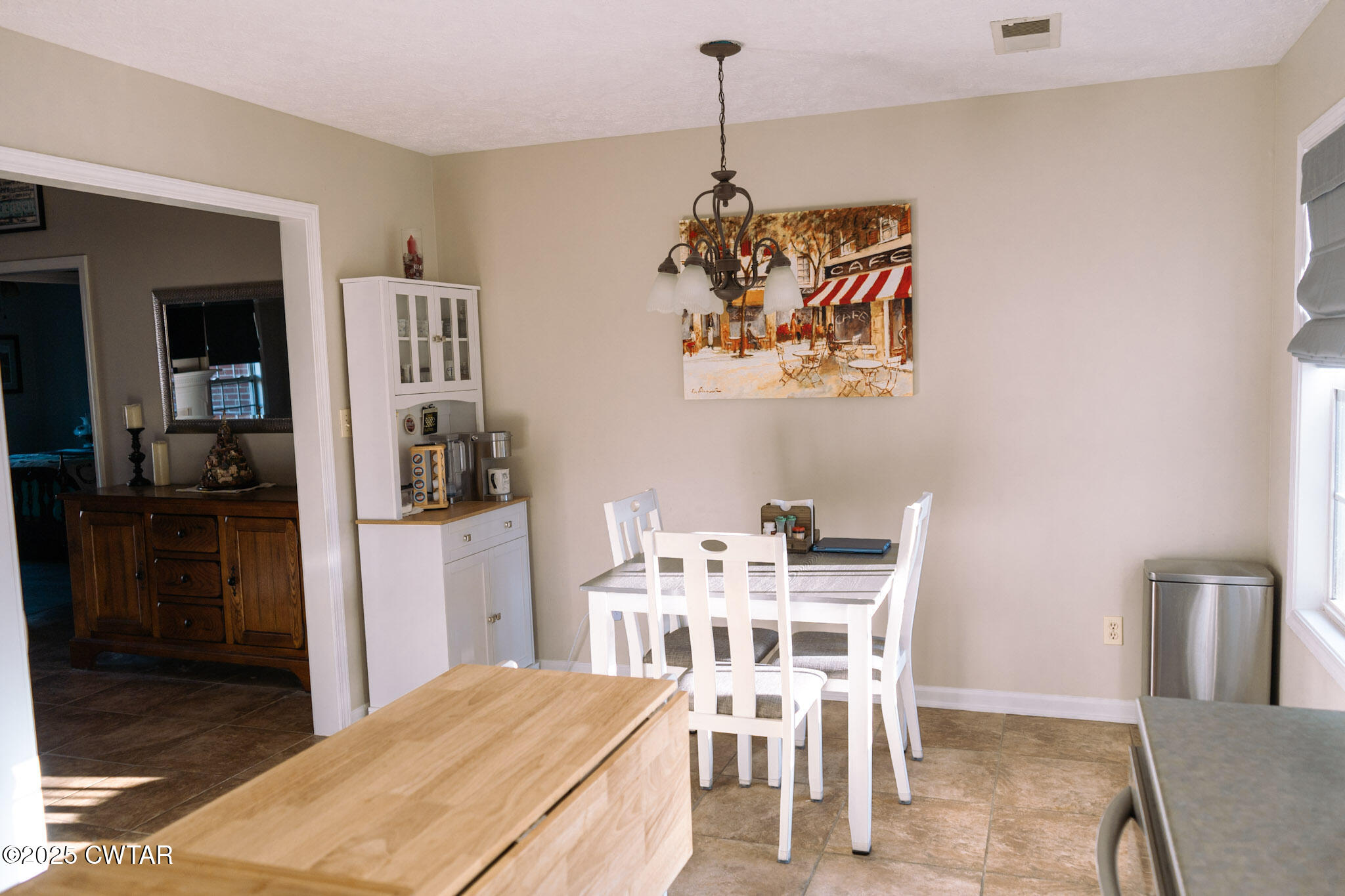 15 Battery Cove Jackson, TN 38305 - Photo 7 of 25 a view of a dining room with furniture
