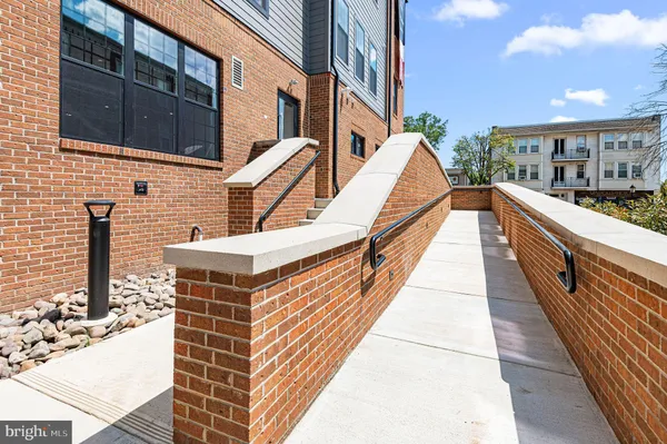 $3,372 | 26 South York Road, Unit 403, Hatboro, PA 19040