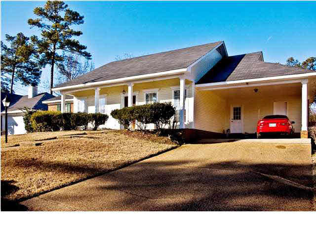 707 Dunleith Lane Ridgeland, MS 39157 - Photo 1 of 1 Front