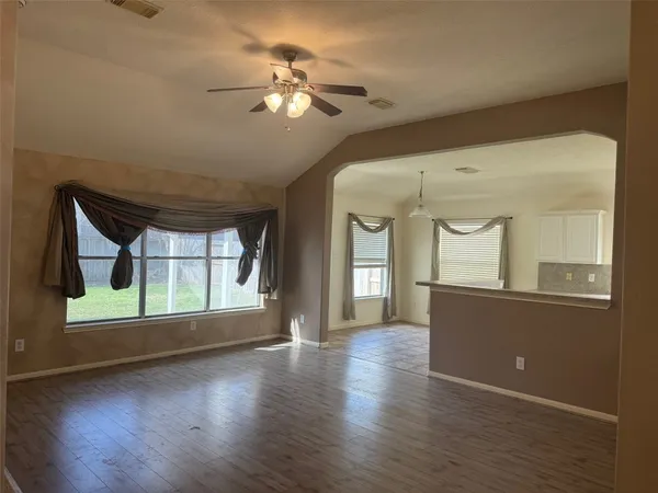 $2,200 | 12918 Stratford Mill Lane, Sugar Land, TX 77498