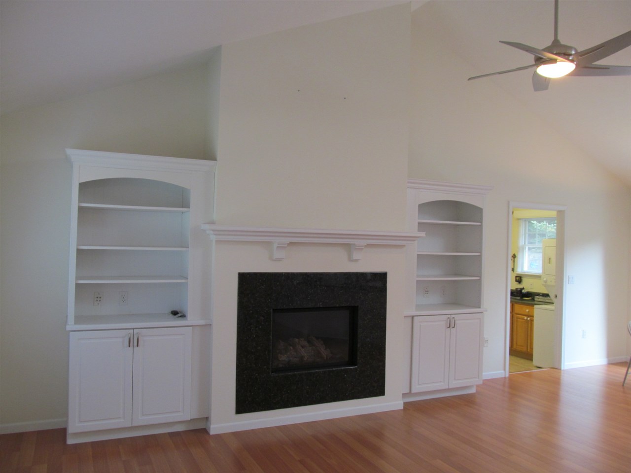 8633 45 Road Cadillac, MI 49601 - Photo 5 of 20 1808273-4.JPG