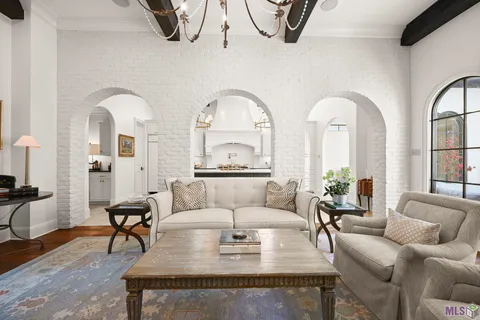 $1,250,000 | 11438 Center Court Boulevard, St. George, LA 70810