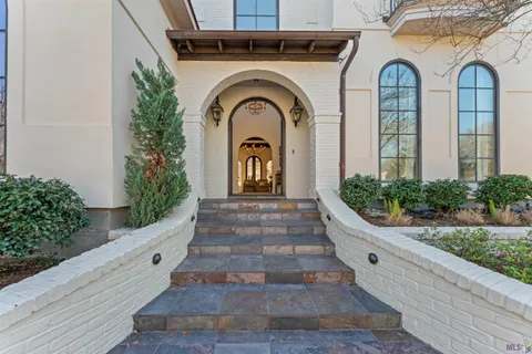 $1,250,000 | 11438 Center Court Boulevard, St. George, LA 70810