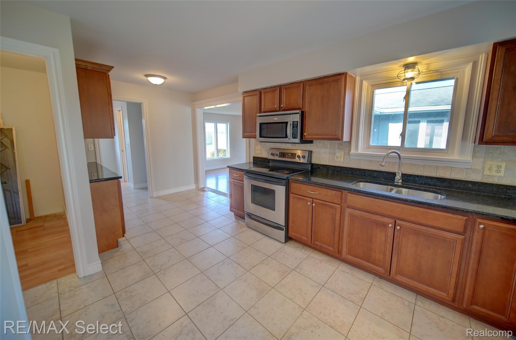 3080 Oak Grove Road Howell, MI 48855 - Photo 24 of 62 3080 Oak Drive Road 24.jpg
