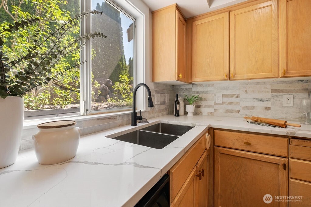 5309 Ridge Drive Northeast Tacoma, WA 98422 - Photo 9 of 40