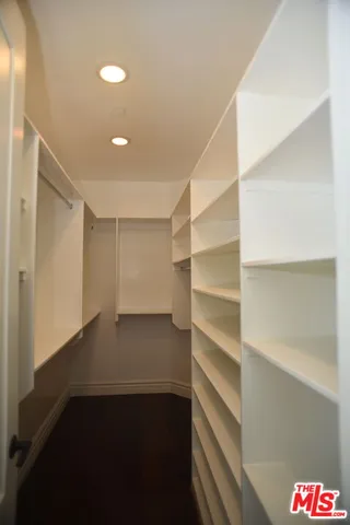 $6,950 | 2005 Robinson Street, Unit B, Redondo Beach, CA 90278