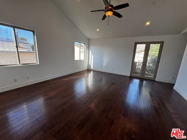 $6,950 | 2005 Robinson Street, Unit B, Redondo Beach, CA 90278