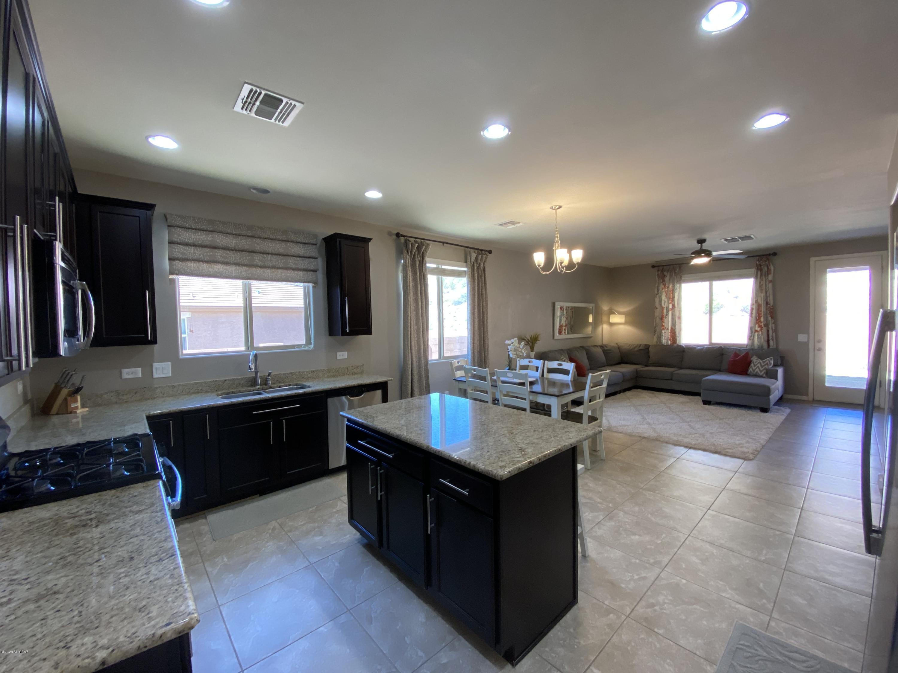 38995 South Running Roses Lane Tucson, AZ 85739 - Photo 18 of 18 Gallery Image 18