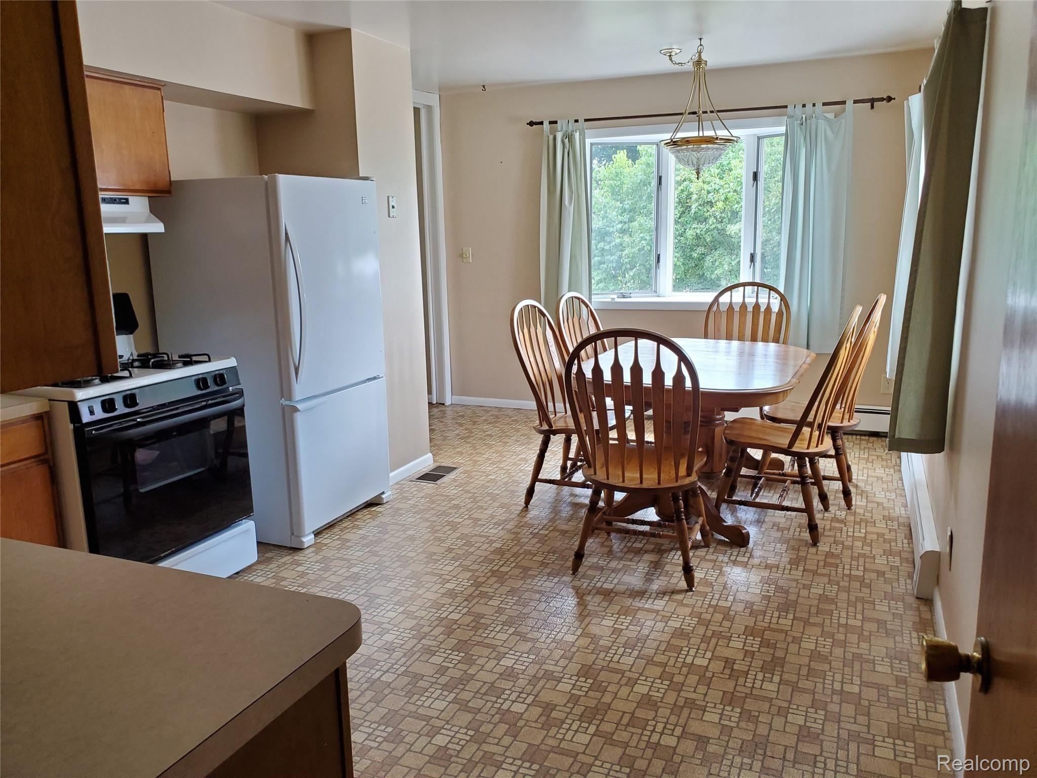 1779 North Lapeer Road Lapeer, MI 48446 - Photo 15 of 40 Galaxy 087.jpg
