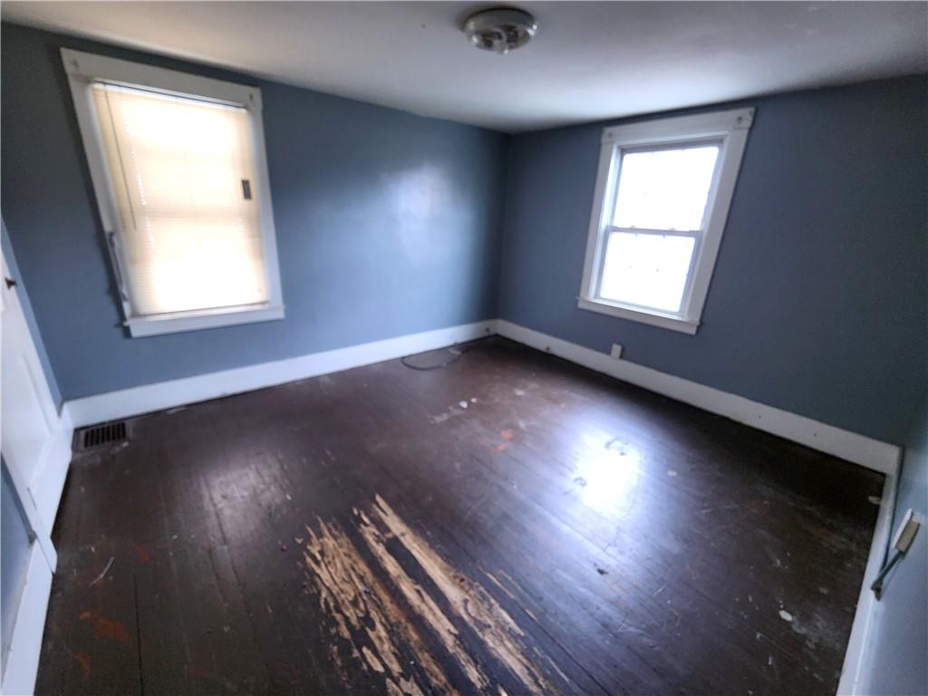 482 Mecklem Avenue Rochester, PA 15074 - Photo 10 of 18 Gallery Image 10