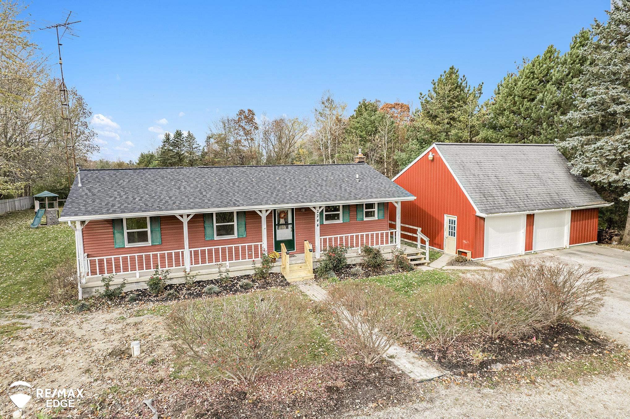 2244 South Oak Road Davison, MI 48423 - Photo 2 of 29 50127155-1.JPG