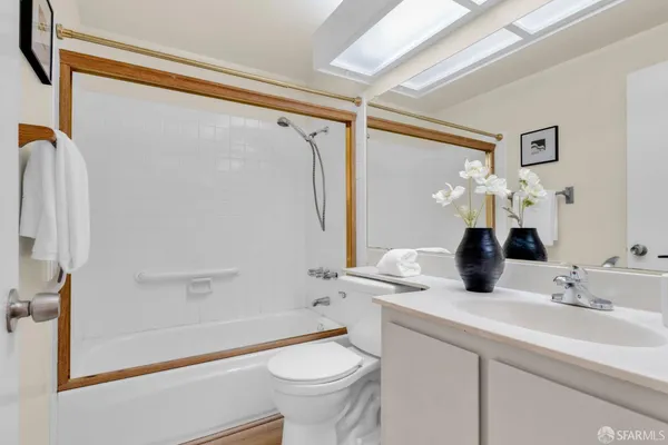 $895,000 | 247 Stanislaus Way, Hayward, CA 94544
