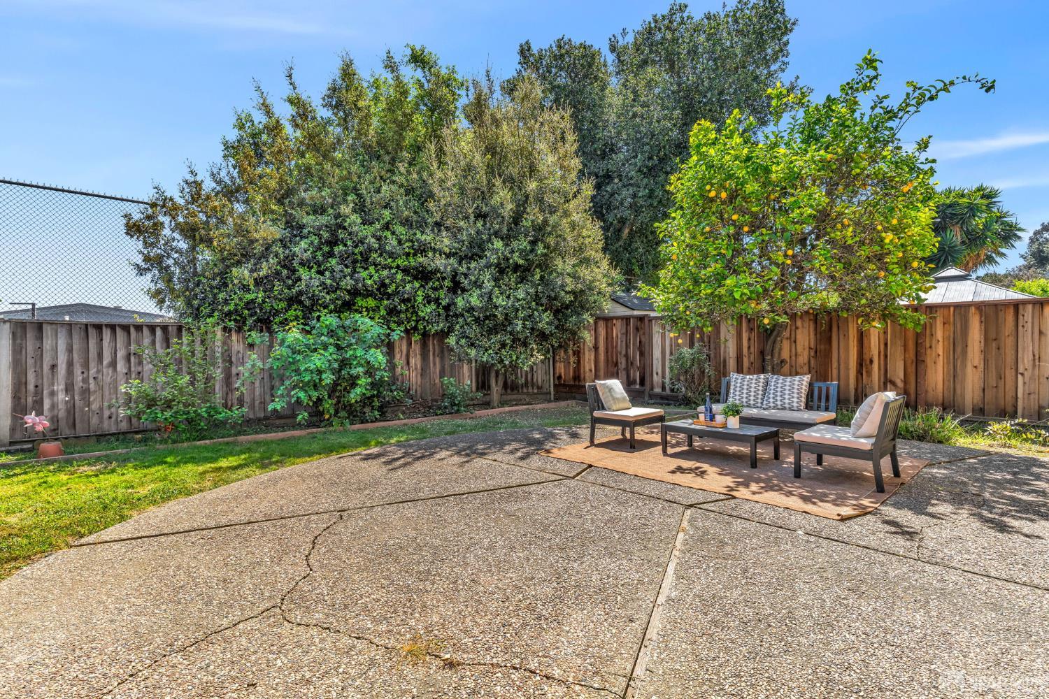 247 Stanislaus Way Hayward, CA 94544 - Photo 29 of 33