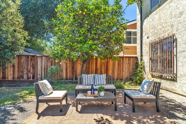 $895,000 | 247 Stanislaus Way, Hayward, CA 94544