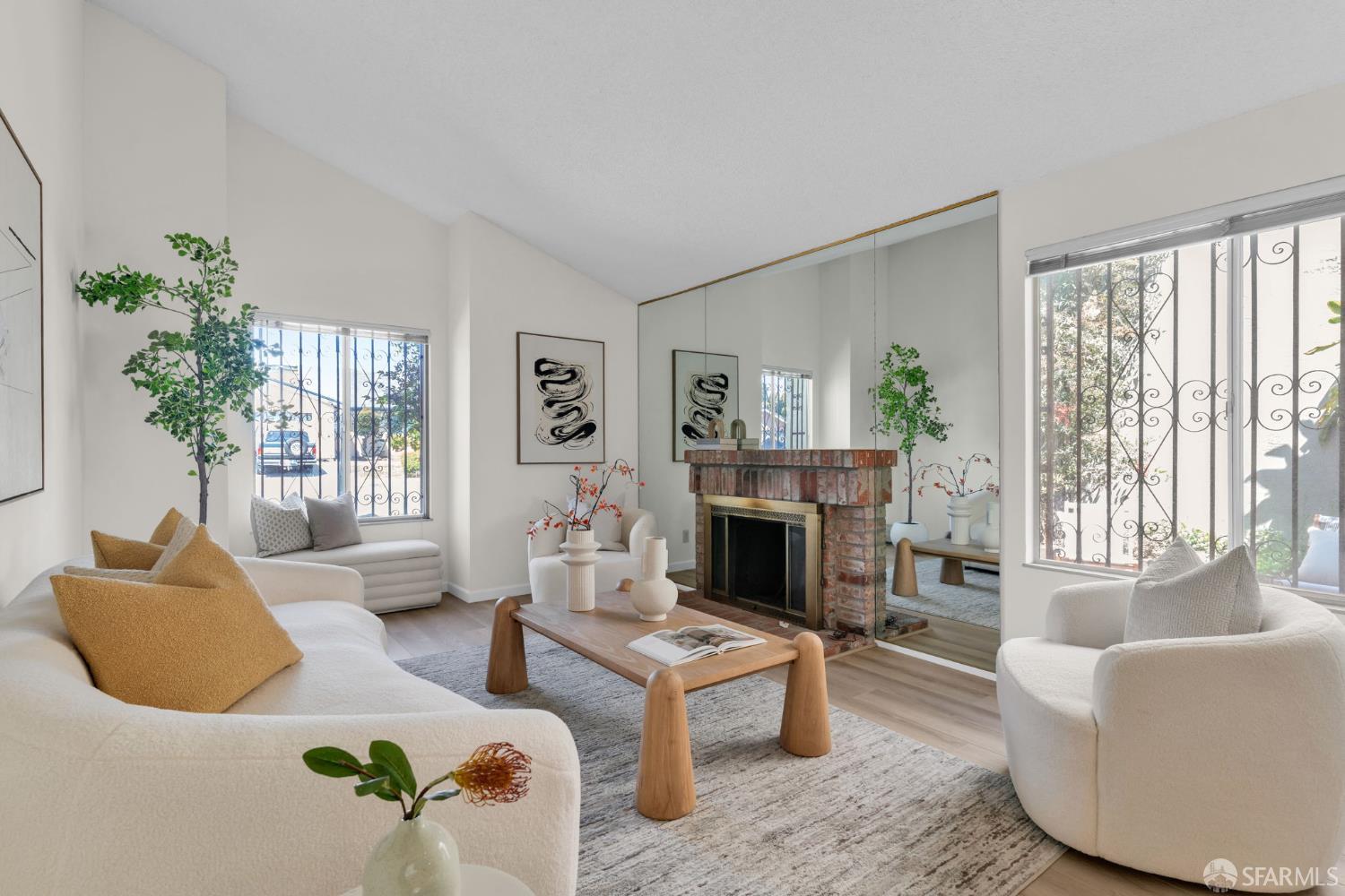 247 Stanislaus Way Hayward, CA 94544 - Photo 6 of 33