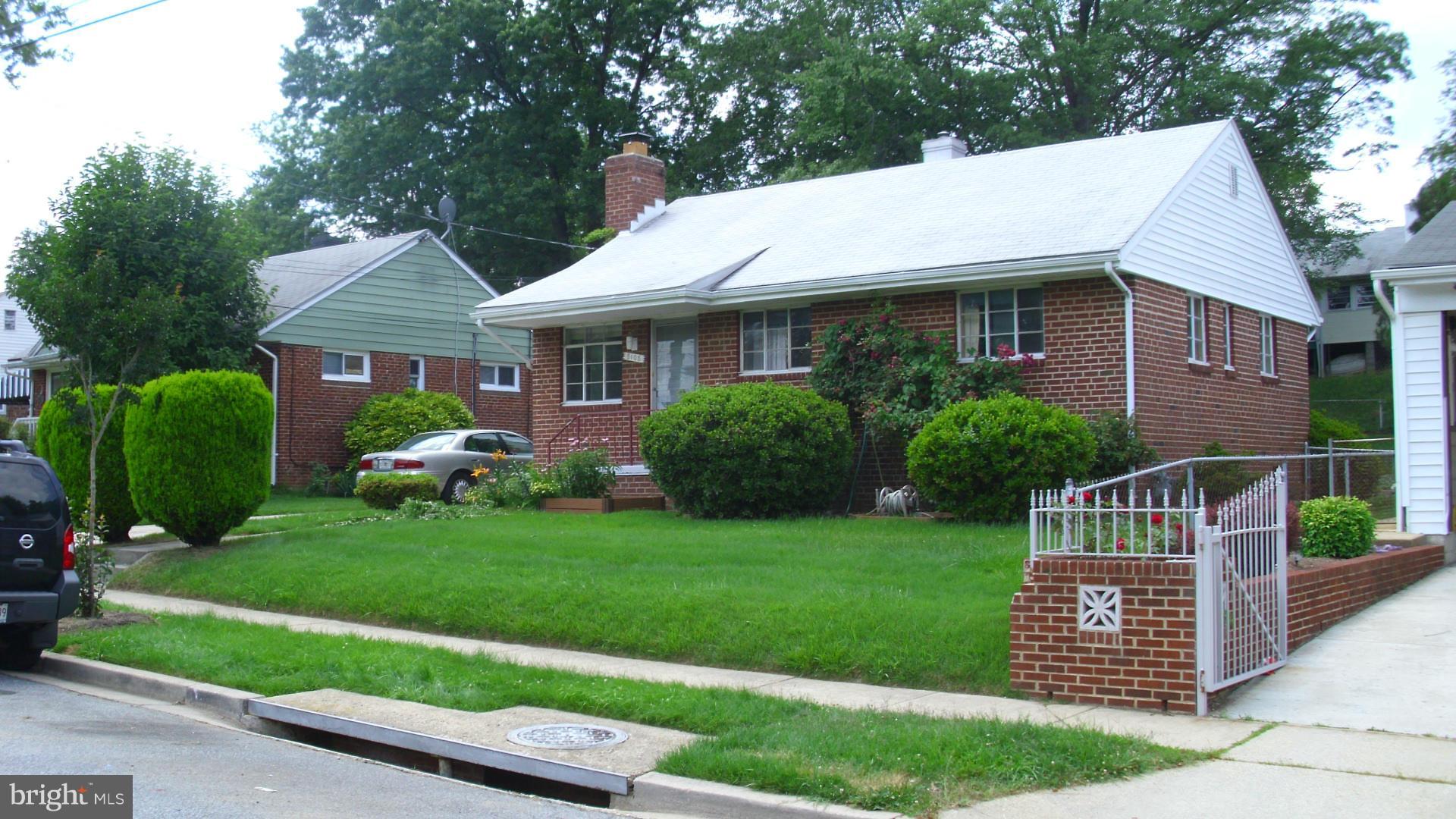 Exterior (Front)