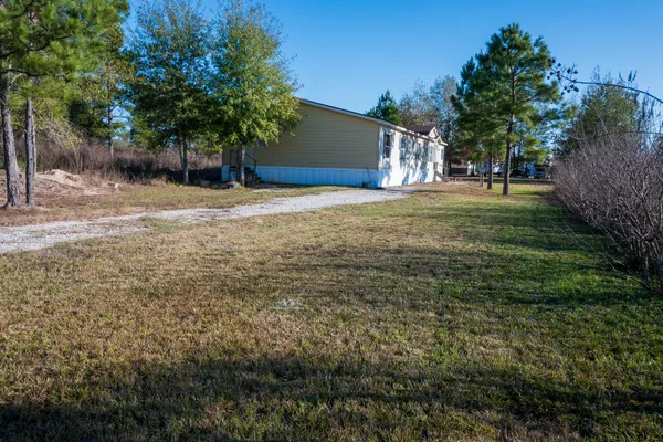$150,000 | 62 County Road 5248, Cleveland, TX 77327