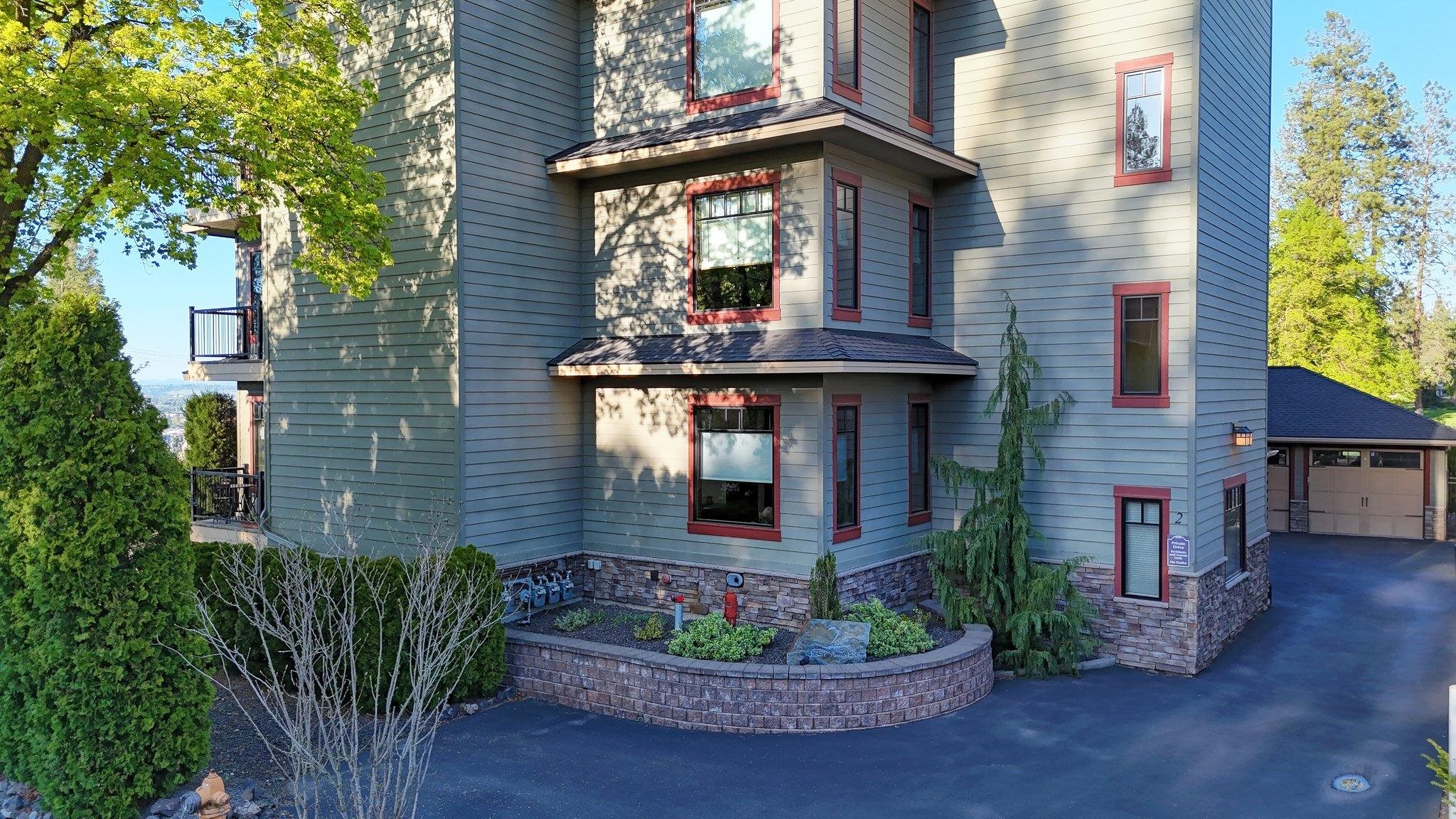 2 East Sumner Avenue Spokane, WA 99202 - Photo 33 of 37