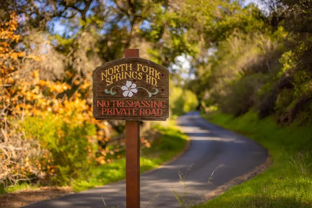 $1,985,000 | 15990 Maricopa Highway, Ojai, CA 93023