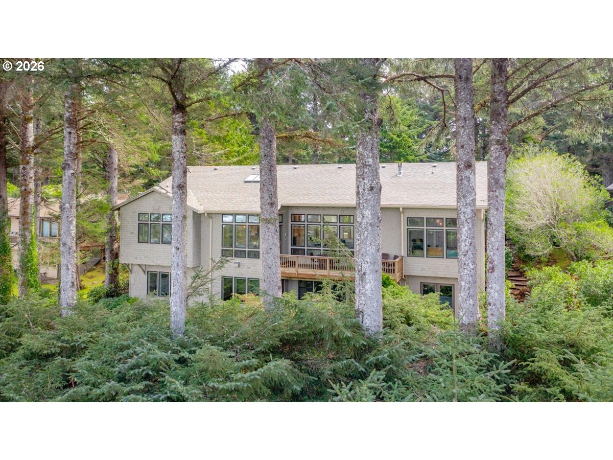 108 Ridge Crest Road Gleneden Beach, OR 97388 - Photo 45 of 47