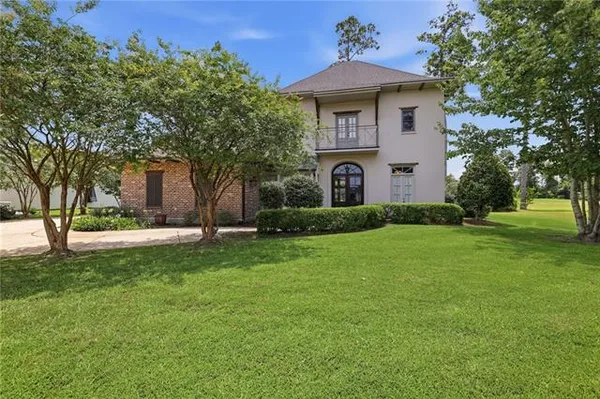 $739,000 | 24175 Snowy Egret Cove, Springfield, LA 70462