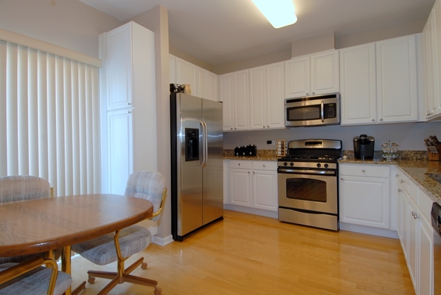 3455 Ravinia Circle Aurora, IL 60504 - Photo 7 of 18