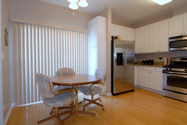 3455 Ravinia Circle Aurora, IL 60504 - Photo 8 of 18