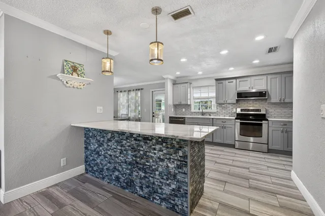 $625,000 | 16318 Glasgow Drive East, The Acreage, FL 33470