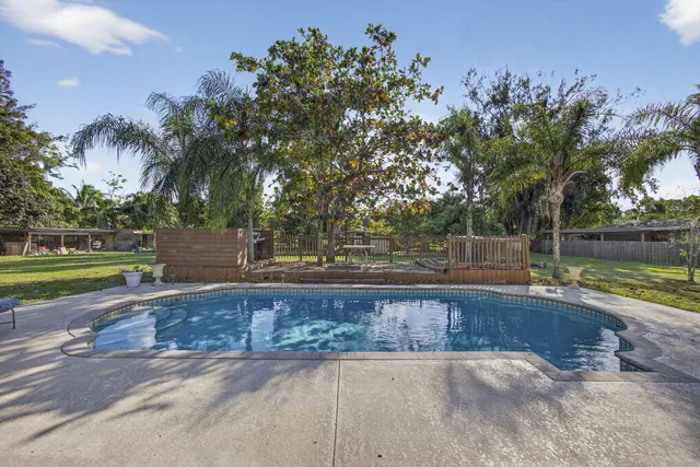 $625,000 | 16318 Glasgow Drive East, The Acreage, FL 33470