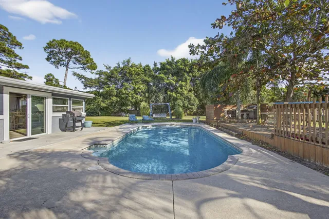 $625,000 | 16318 Glasgow Drive East, The Acreage, FL 33470