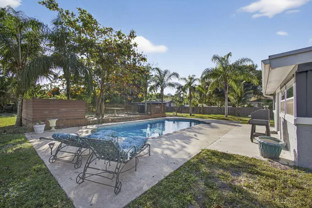 $625,000 | 16318 Glasgow Drive East, The Acreage, FL 33470