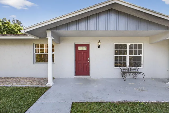 $625,000 | 16318 Glasgow Drive East, The Acreage, FL 33470