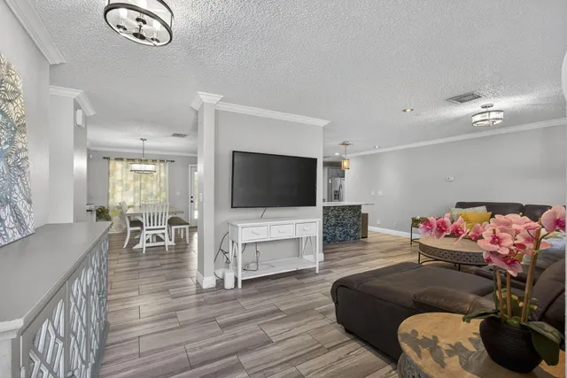 $625,000 | 16318 Glasgow Drive East, The Acreage, FL 33470