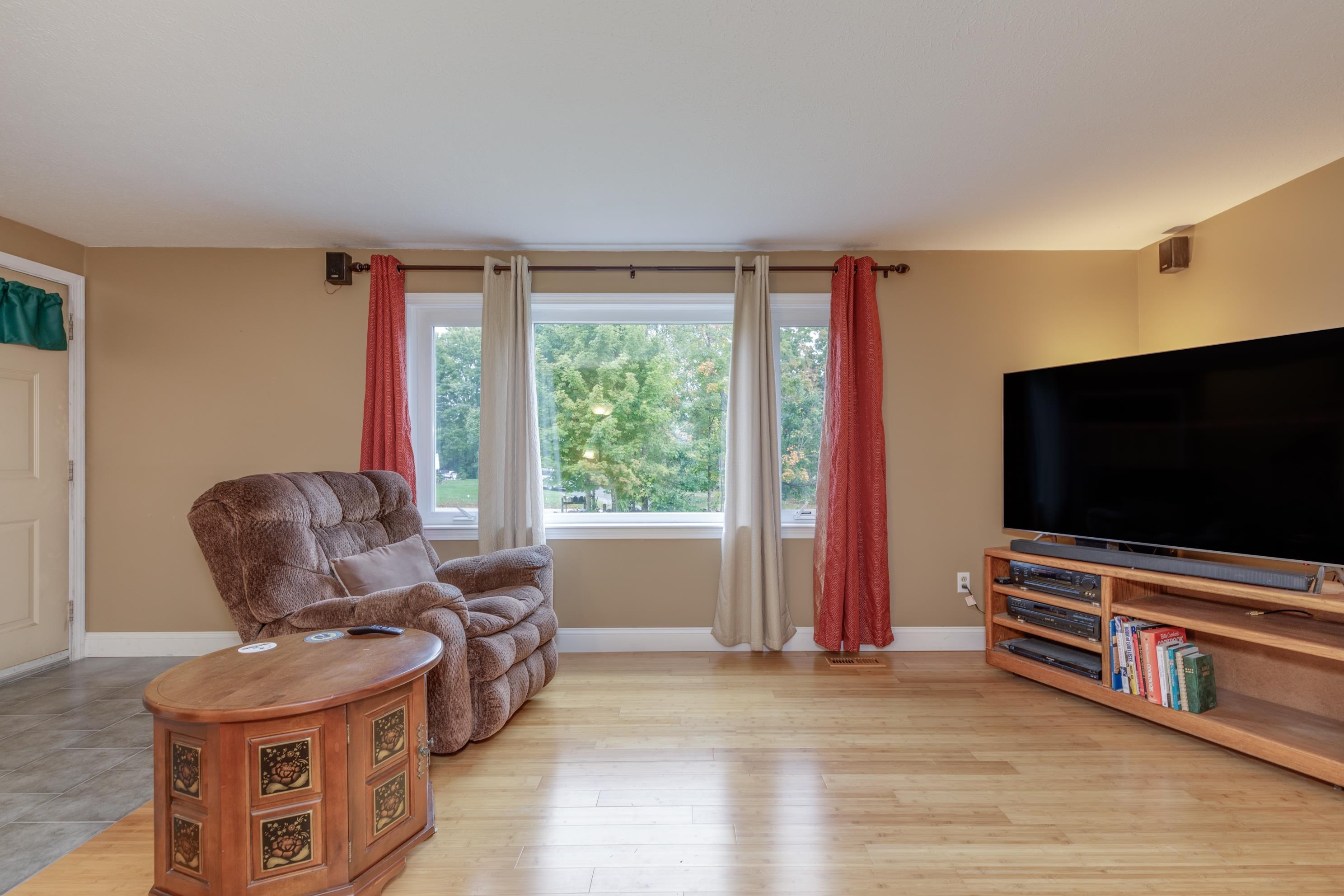 182 Old Derry Road, Unit A Hudson, NH 03051 - Photo 5 of 54 Gallery Image 5