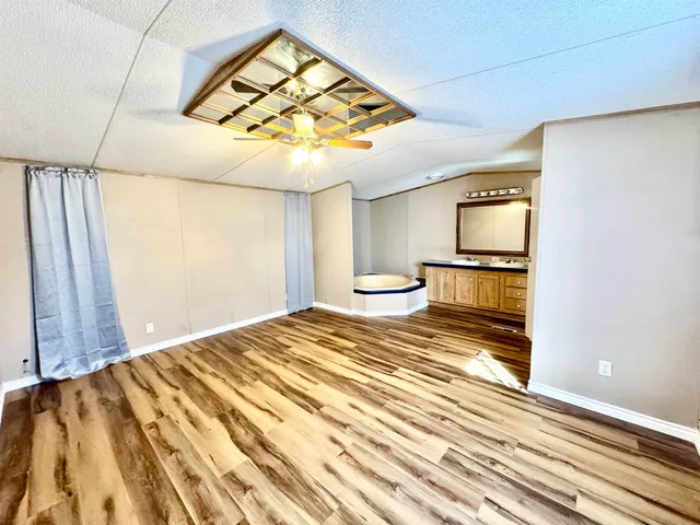 $1,200 | 600 Old Spanish Trail, Buchanan Dam, TX 78609