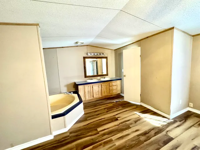 $1,200 | 600 Old Spanish Trail, Buchanan Dam, TX 78609