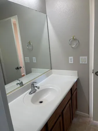$1,795 | 985 East Saddle Way, San Tan Valley, AZ 85143