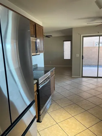 $1,795 | 985 East Saddle Way, San Tan Valley, AZ 85143