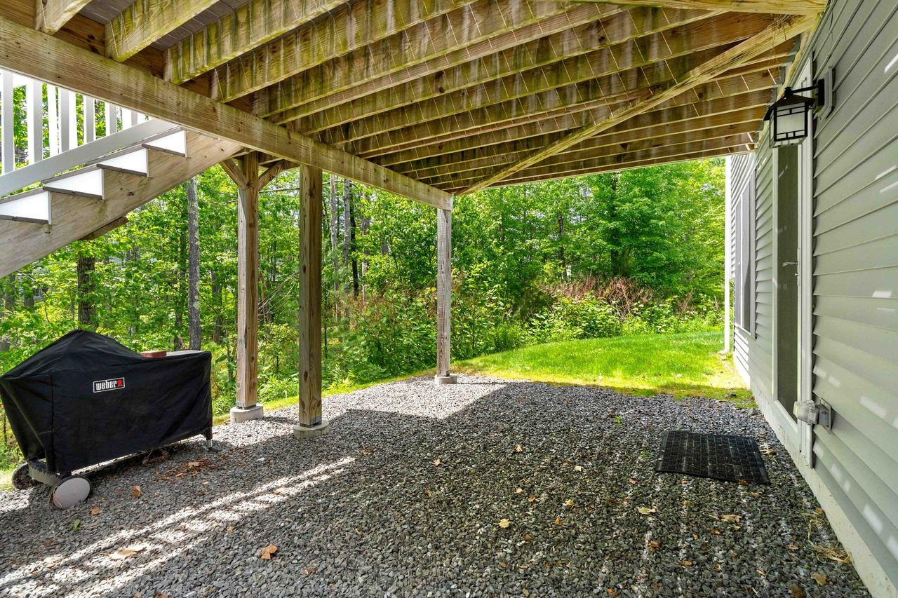 66 Redwood Way Manchester, NH 03102 - Photo 45 of 52
