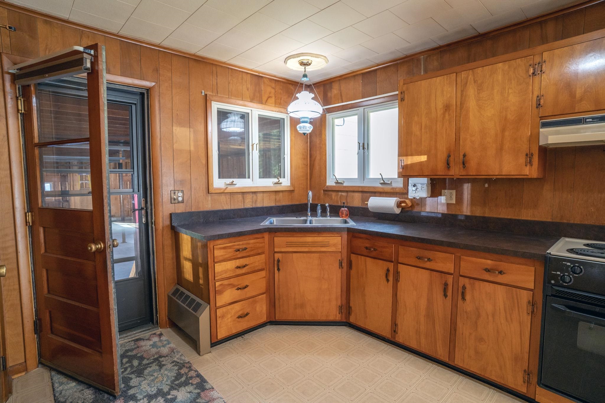 1229 Porters Point Road Colchester, VT 05446 - Photo 2 of 27 Gallery Image 2