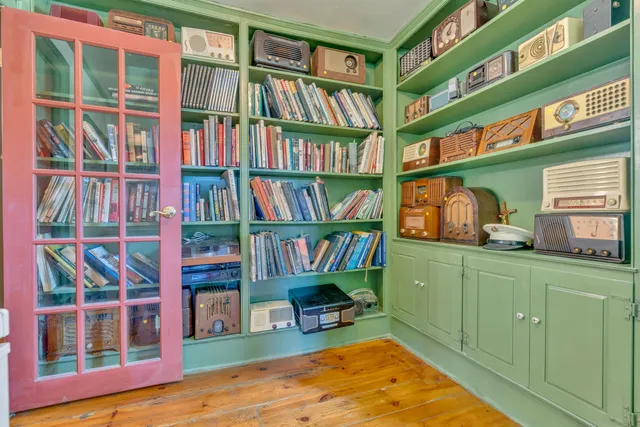 $950,000 | 24 School Street, Kennebunkport, ME 04046