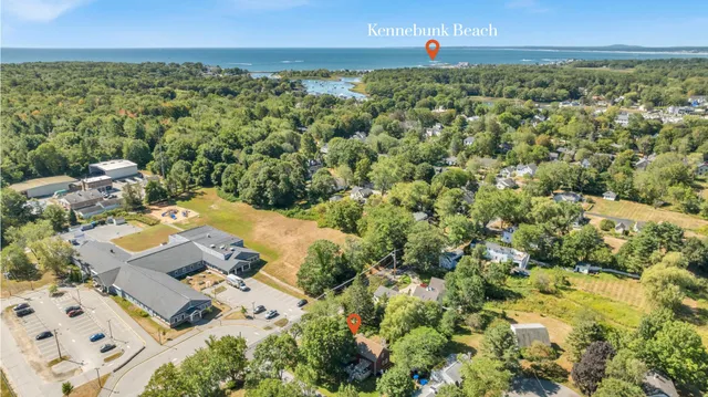 $950,000 | 24 School Street, Kennebunkport, ME 04046