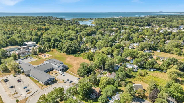 $950,000 | 24 School Street, Kennebunkport, ME 04046