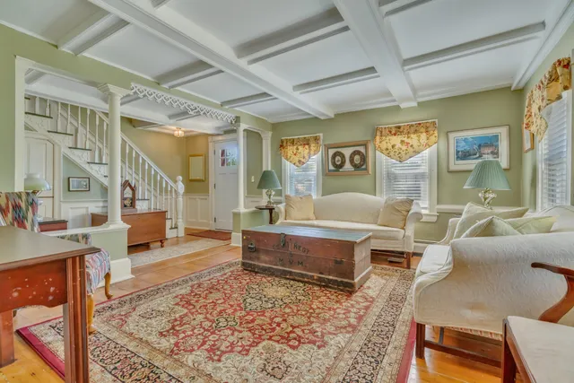 $950,000 | 24 School Street, Kennebunkport, ME 04046