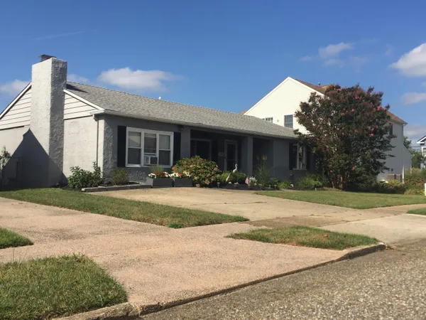$2,400 | 200 27th Street South, Brigantine, NJ 08203