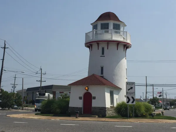 $2,400 | 200 27th Street South, Brigantine, NJ 08203