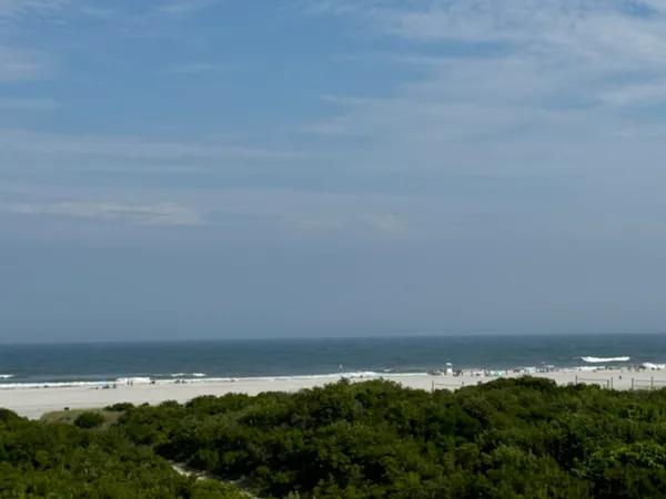 $2,400 | 200 27th Street South, Brigantine, NJ 08203