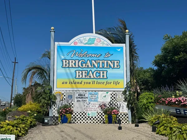 $2,400 | 200 27th Street South, Brigantine, NJ 08203