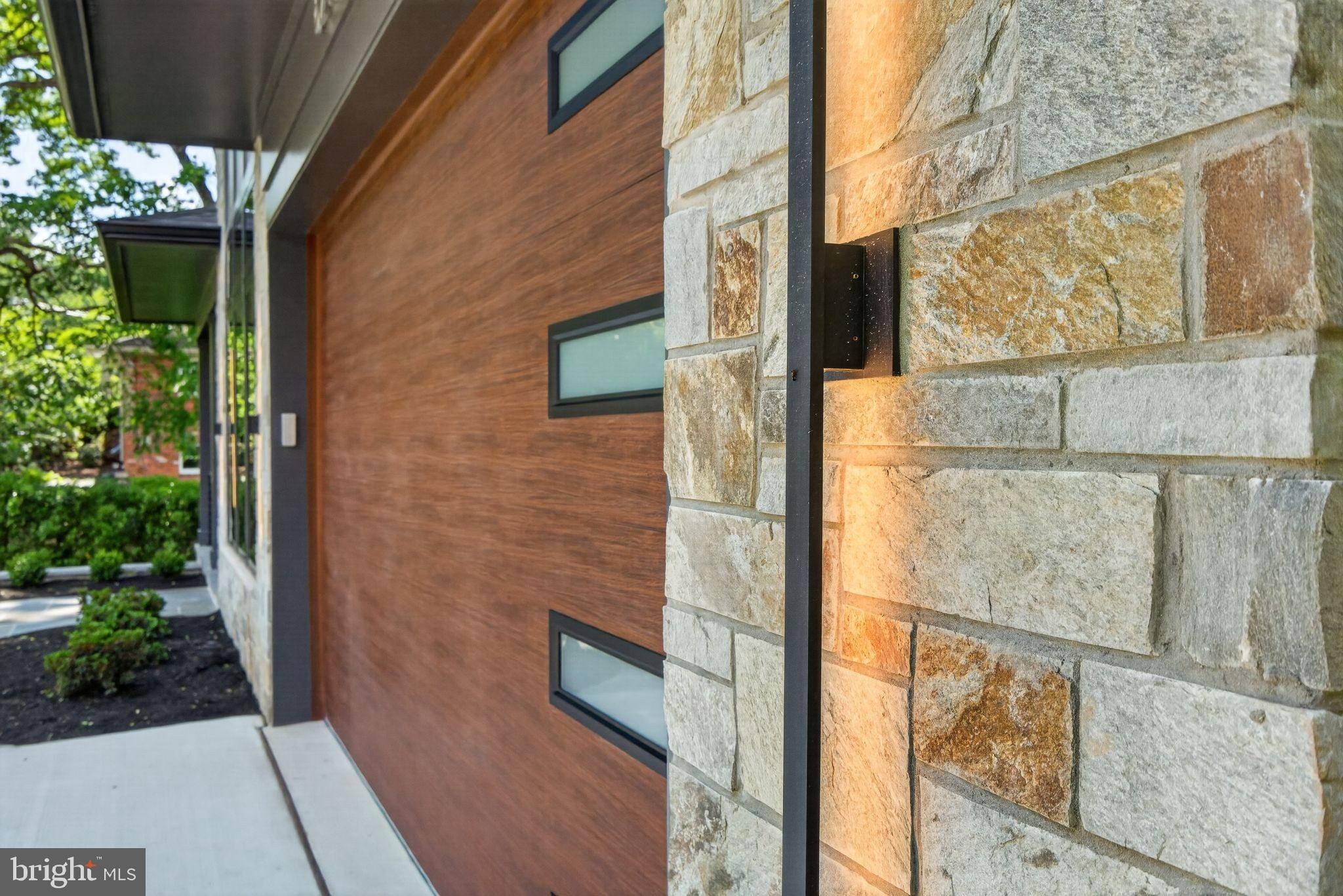 6210 Dahlonega Road Bethesda, MD 20816 - Photo 4 of 97